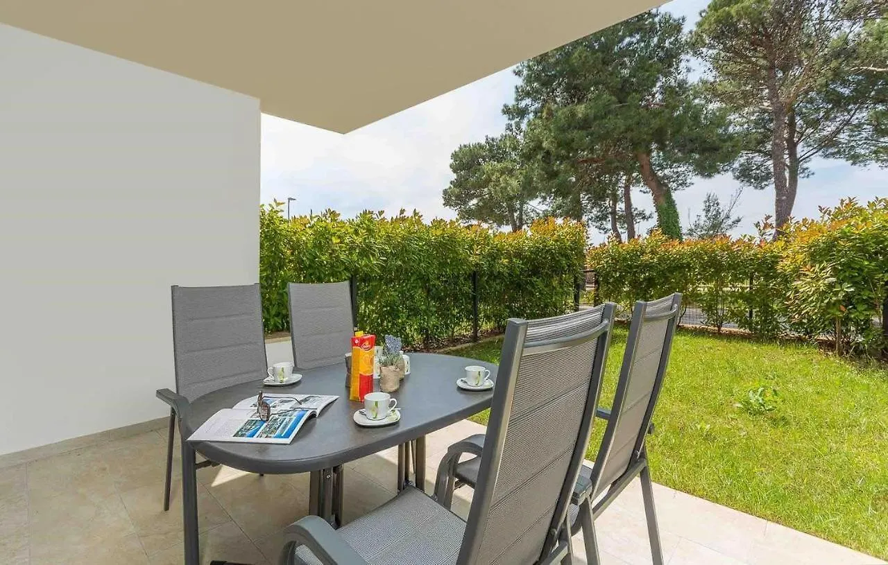 Apartment Marina By Seeadria Agency Novigrad